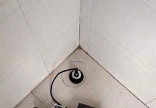 新建卫生间漏水维修洗手台溢水浸湿墙体堵漏推荐个靠谱商家诚匠小爱修缮